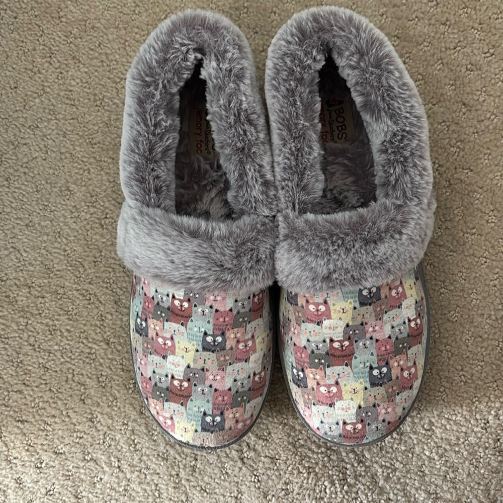 BOBS cat slippers